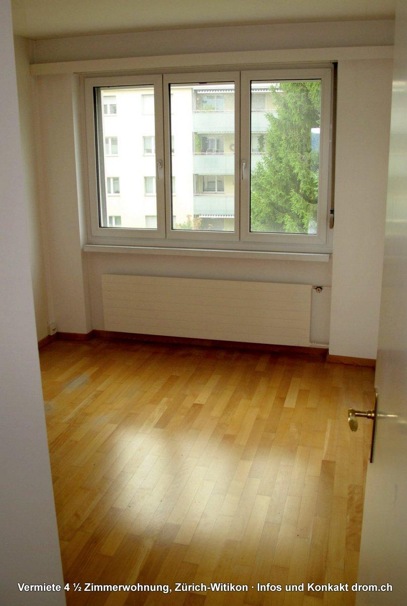 Arbeitszimmer und Schafzimmer 